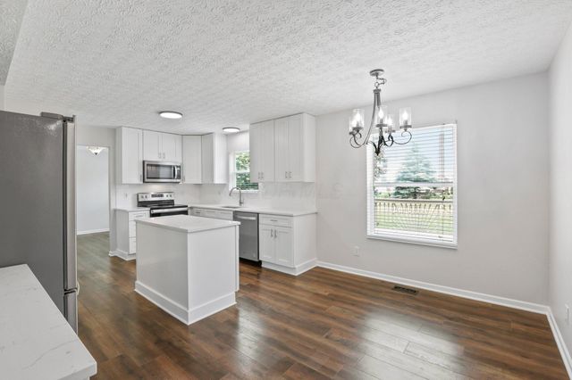 5998 Blaverly Drive, New Albany, OH 43054