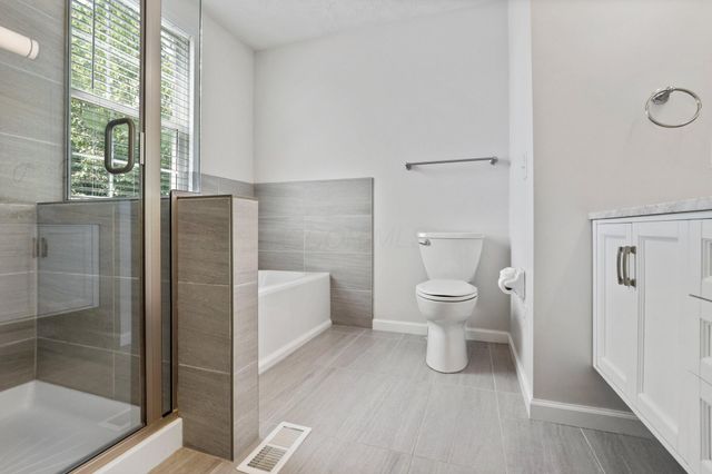 5998 Blaverly Drive, New Albany, OH 43054