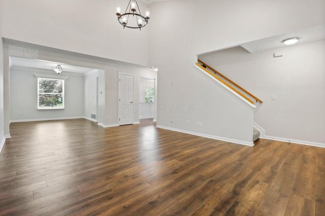 5998 Blaverly Drive, New Albany, OH 43054