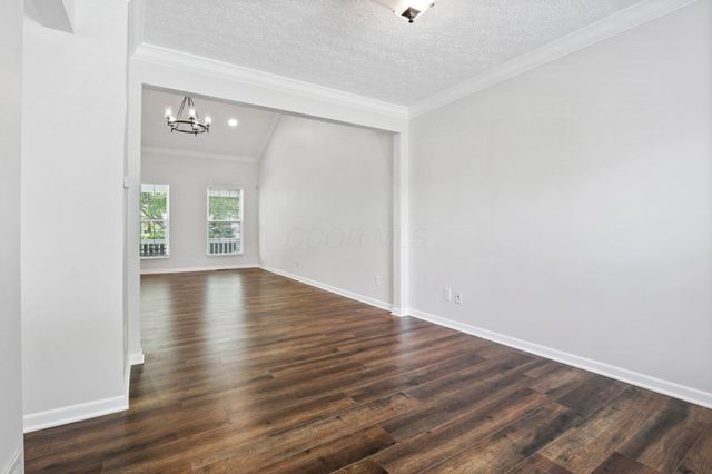 5998 Blaverly Drive, New Albany, OH 43054