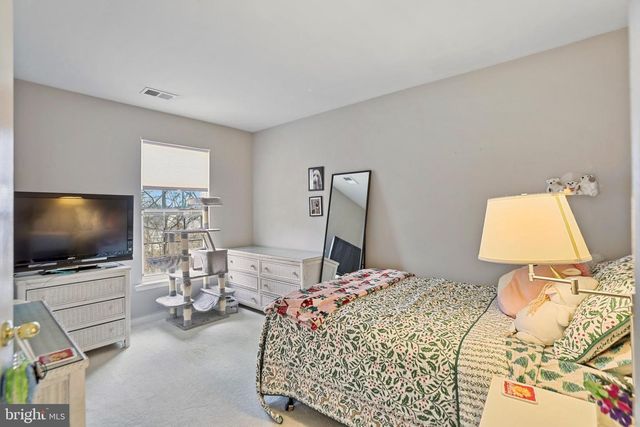 17416 COBB CT, Hagerstown, MD 21740