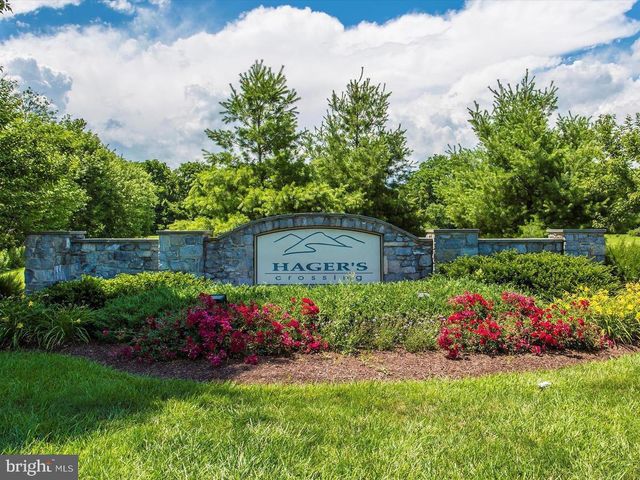 17416 COBB CT, Hagerstown, MD 21740