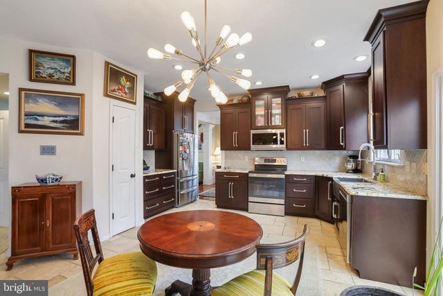 17416 COBB CT, Hagerstown, MD 21740