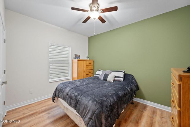 4736 Lakeside Drive, Maumee, OH 43537