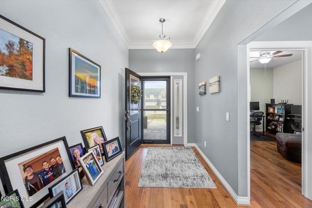 4736 Lakeside Drive, Maumee, OH 43537