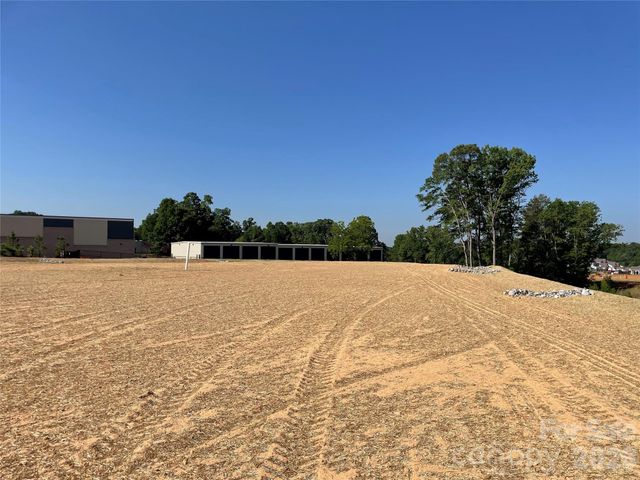 774 South Main Street, Troutman, NC 28166