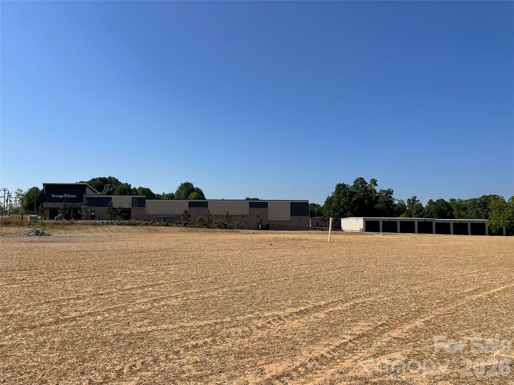 774 South Main Street, Troutman, NC 28166