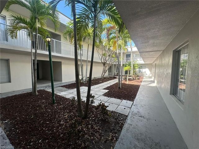 1830 Maravilla AVE 416, Fort Myers, FL 33901