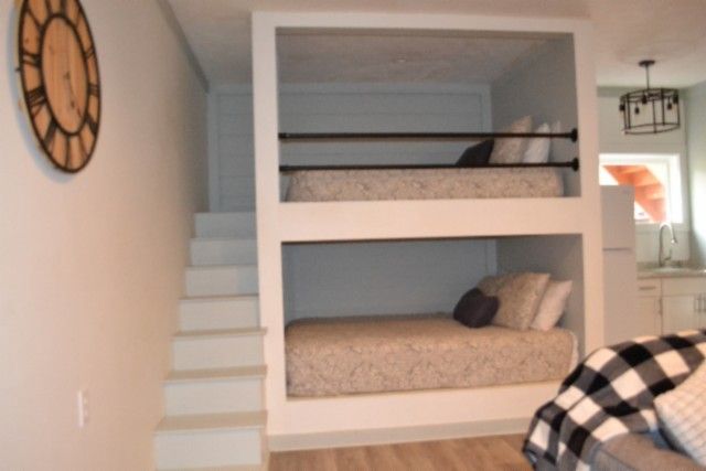 450 Cedar Hill Rd, Celina, TN 38551