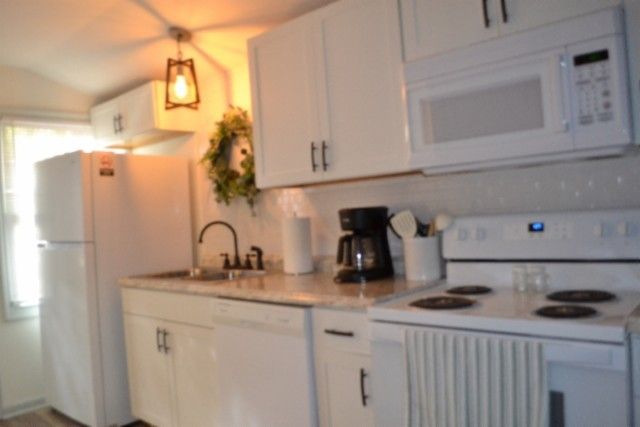 450 Cedar Hill Rd, Celina, TN 38551