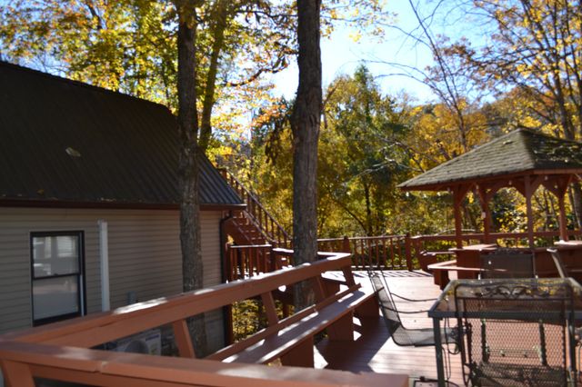 450 Cedar Hill Rd, Celina, TN 38551