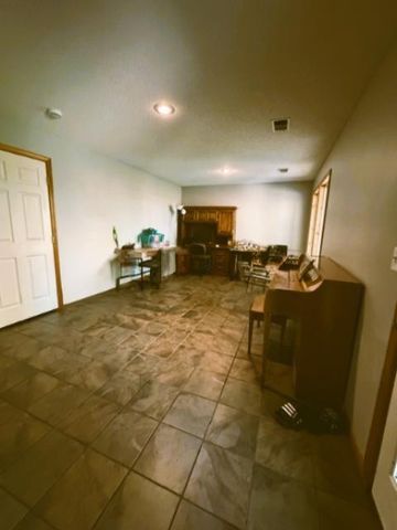 20630 W 219 Terrace, Spring Hill, KS 66083