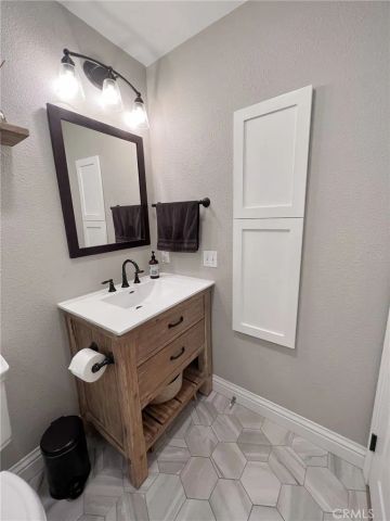 80 Ilex, Newbury Park, CA 91320