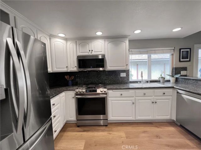 80 Ilex, Newbury Park, CA 91320