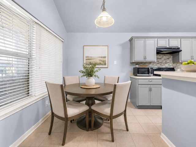 9026 Clearwood Landing Boulevard, Houston, TX 77075