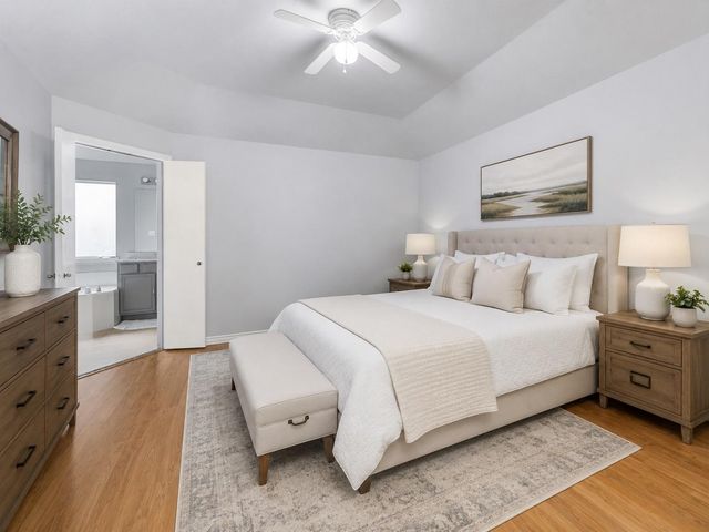 9026 Clearwood Landing Boulevard, Houston, TX 77075