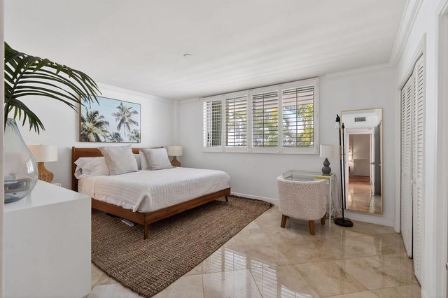 139 Sunrise Avenue 2030, Palm Beach, FL 33480