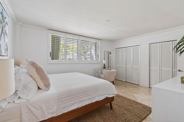 139 Sunrise Avenue 2030, Palm Beach, FL 33480