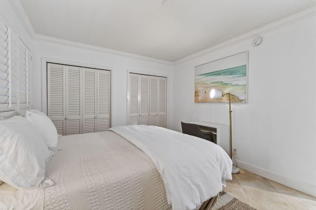 139 Sunrise Avenue 2030, Palm Beach, FL 33480
