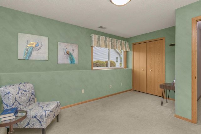 6934 4th Street Court N, Oakdale, MN 55128