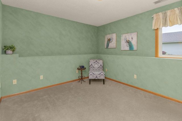 6934 4th Street Court N, Oakdale, MN 55128