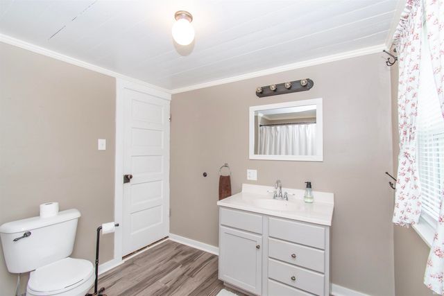 11366 County Road 38 Road, Millersburg, IN 46543
