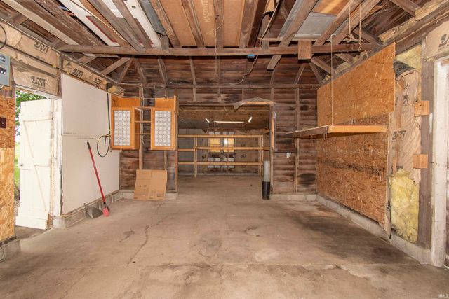 11366 County Road 38 Road, Millersburg, IN 46543