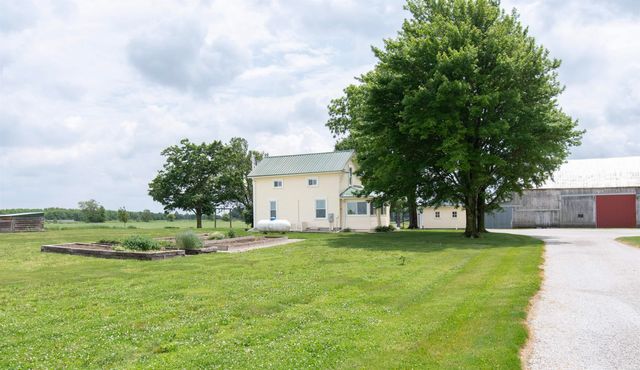 11366 County Road 38 Road, Millersburg, IN 46543