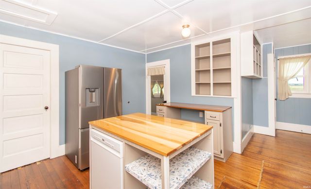 11366 County Road 38 Road, Millersburg, IN 46543