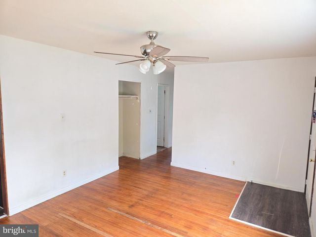 8 SPRUCE BLVD, Browns Mills, NJ 08015