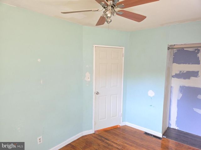 8 SPRUCE BLVD, Browns Mills, NJ 08015