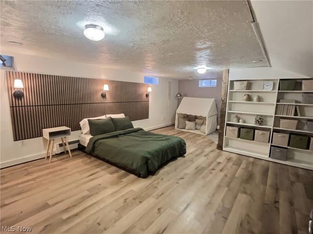 10566 Clapsaddle Avenue NE, Alliance, OH 44601