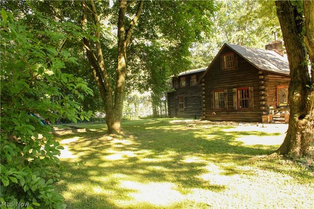 10566 Clapsaddle Avenue NE, Alliance, OH 44601