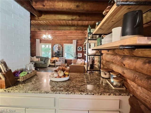 10566 Clapsaddle Avenue NE, Alliance, OH 44601