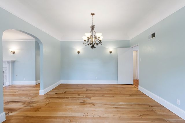 1021 N BARKSDALE ST, Memphis, TN 38107