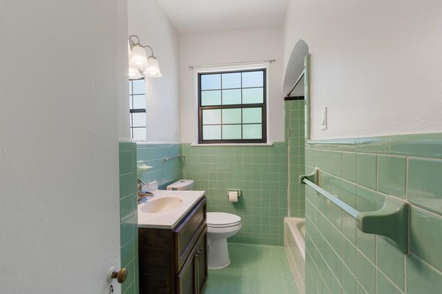 1021 N BARKSDALE ST, Memphis, TN 38107