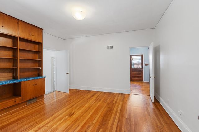 1021 N BARKSDALE ST, Memphis, TN 38107