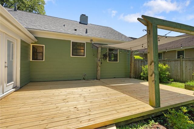 1021 N BARKSDALE ST, Memphis, TN 38107