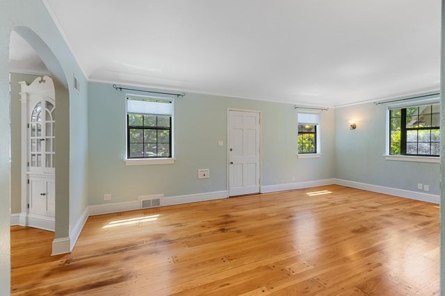 1021 N BARKSDALE ST, Memphis, TN 38107