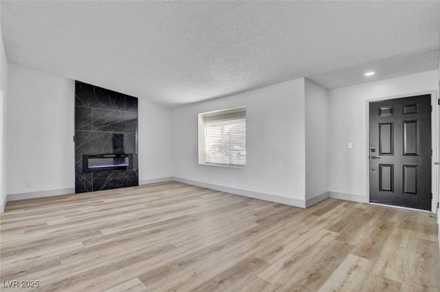 4012 Mira Lane, Las Vegas, NV 89108