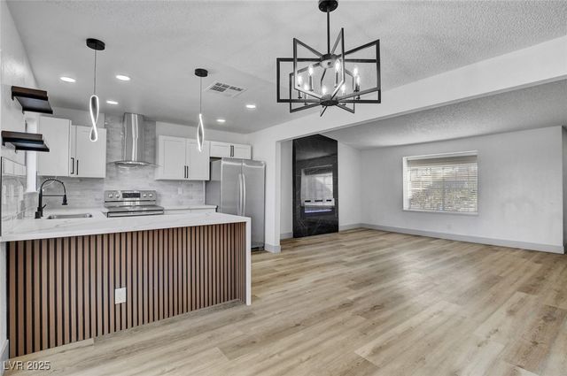 4012 Mira Lane, Las Vegas, NV 89108