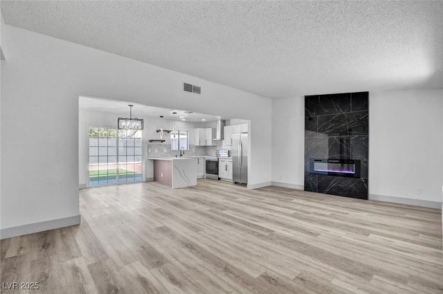 4012 Mira Lane, Las Vegas, NV 89108