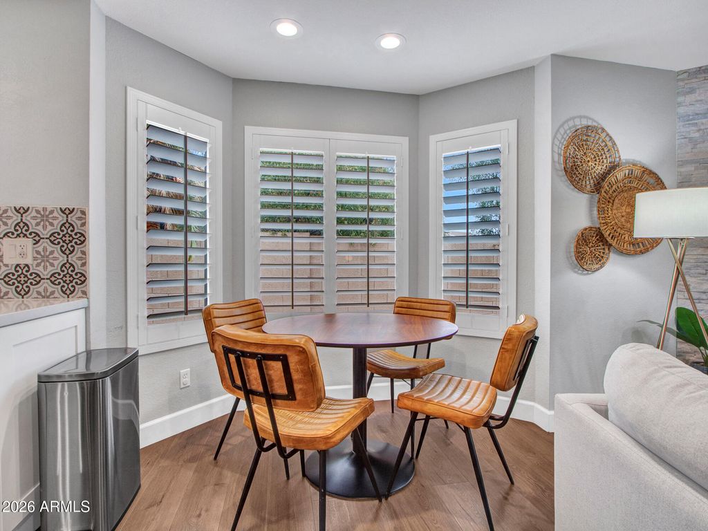 Image 24 of property listing at 15017 N 49TH Street, Scottsdale, AZ 85254