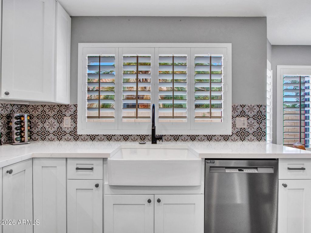 Image 29 of property listing at 15017 N 49TH Street, Scottsdale, AZ 85254