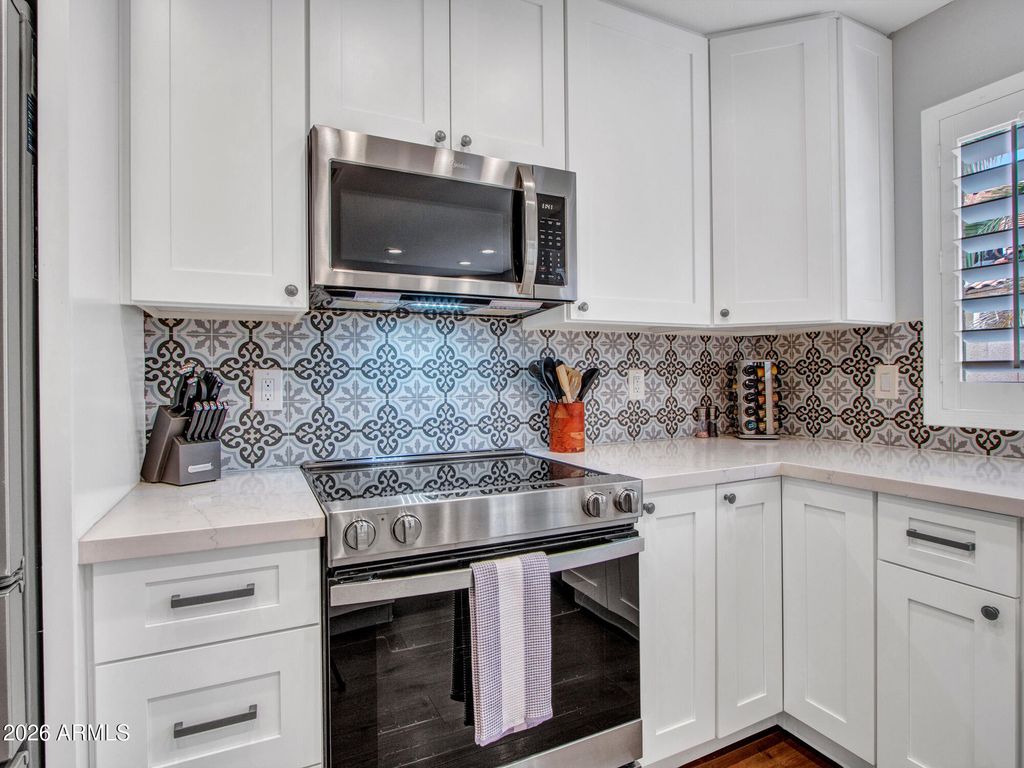 Image 30 of property listing at 15017 N 49TH Street, Scottsdale, AZ 85254