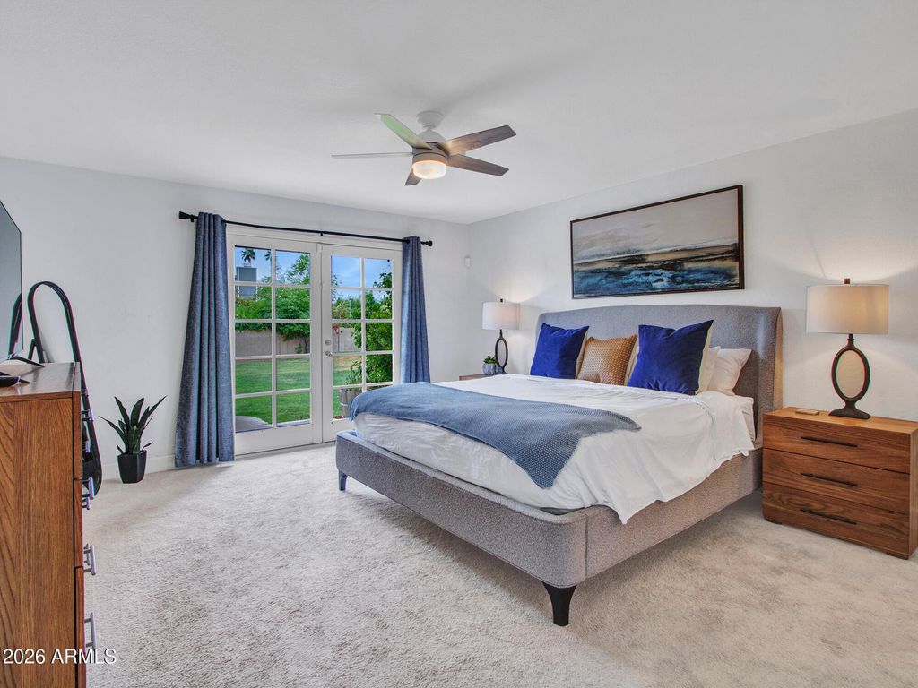 Image 32 of property listing at 15017 N 49TH Street, Scottsdale, AZ 85254