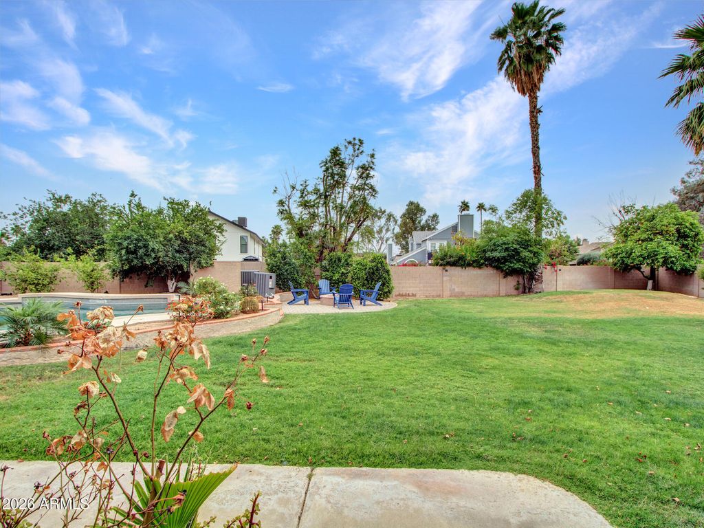 Image 58 of property listing at 15017 N 49TH Street, Scottsdale, AZ 85254