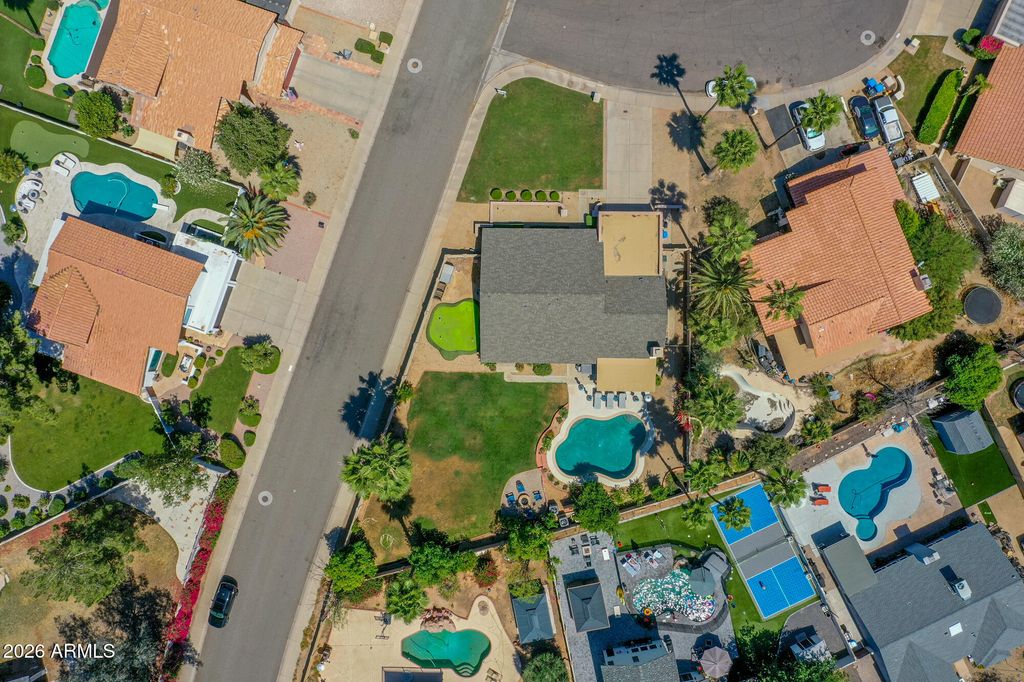 Image 74 of property listing at 15017 N 49TH Street, Scottsdale, AZ 85254