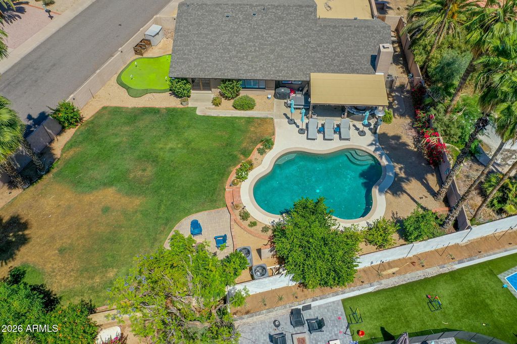 Image 76 of property listing at 15017 N 49TH Street, Scottsdale, AZ 85254