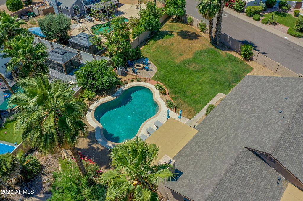 Image 77 of property listing at 15017 N 49TH Street, Scottsdale, AZ 85254